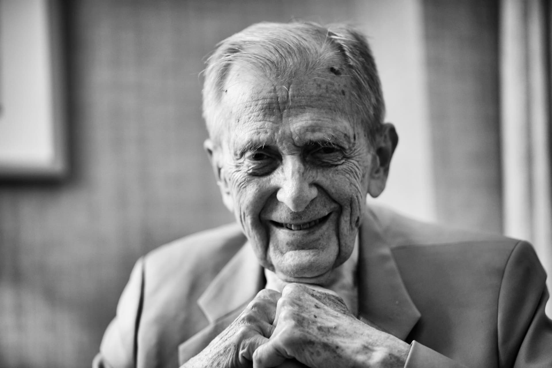 KRIPPNER Stanley Portrait
