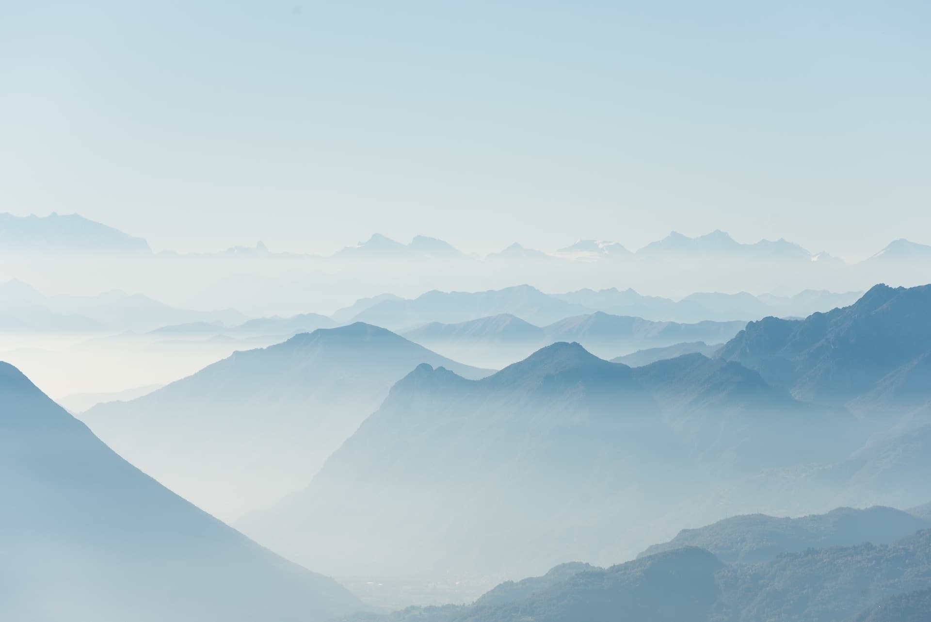 alessio-soggetti-gdE-5Oui1Y0-unsplash
