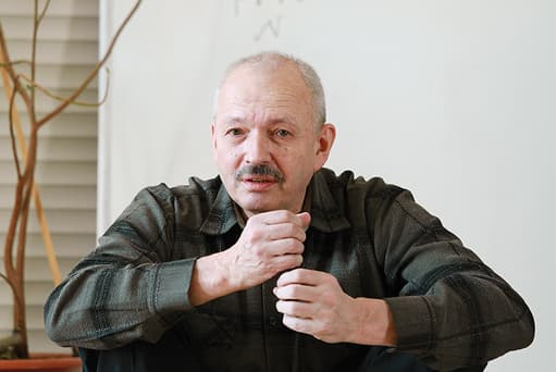 Олег Бахтияров